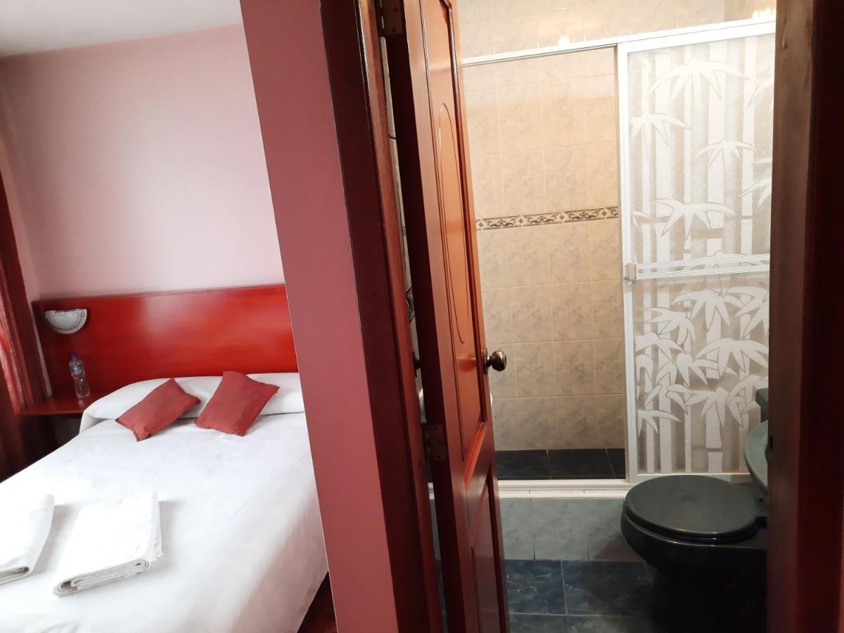 Hostal Sauna Water Palace Quito Eksteriør billede