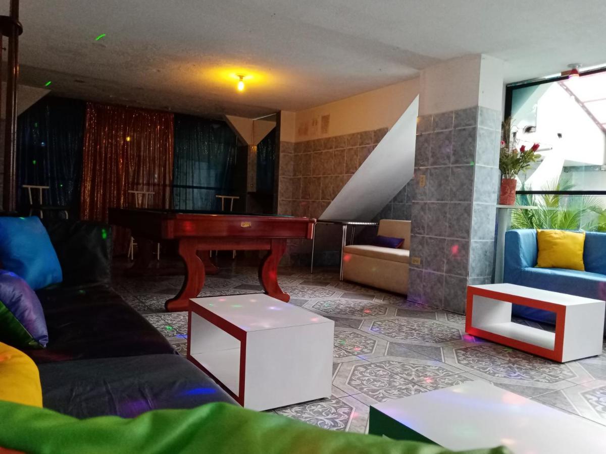 Hostal Sauna Water Palace Quito Eksteriør billede